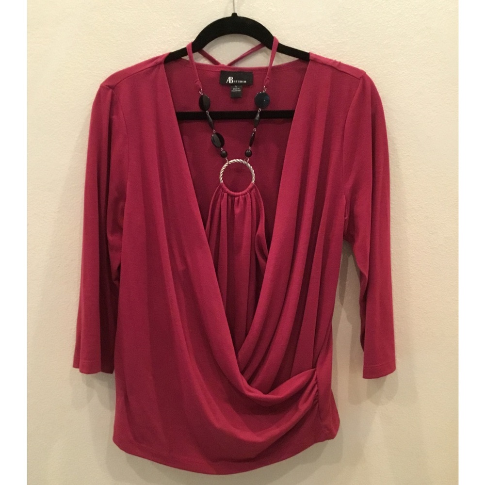 AB Studio soft knit top size L, like new